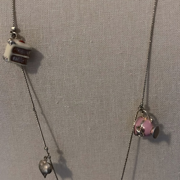 Betsey Johnson triple strand necklace - Picture 5 of 7